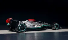 Thumbnail for article: Mercedes heeft geen 'Ferrari-neus' en kiest voor een langere wielbasis