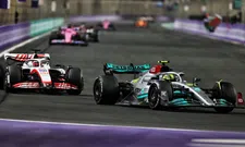 Thumbnail for article: Villeneuve counts Hamilton out: "Mercedes has fallen from its pedestal"