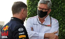 Thumbnail for article: 'Crash between Hamilton and Verstappen wouldn't have happened with 2022 cars'