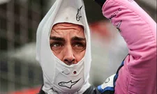 Thumbnail for article: Alonso enjoys frustrated Hamilton: "I like to keep other drivers behind me"