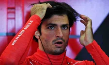 Thumbnail for article: Sainz start achter Perez en Verstappen: "Ja, het is jammer"