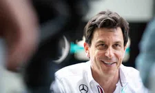 Thumbnail for article: Wolff komt met verklaring waarom Hamilton langzamer was dan Russell