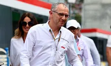 Thumbnail for article: 'F1 CEO flies to South Africa for talk with Kyalami Circuit'