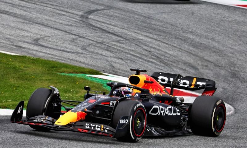 Hohe Erwartungen an Verstappen: Max wärmt sich gerade auf".