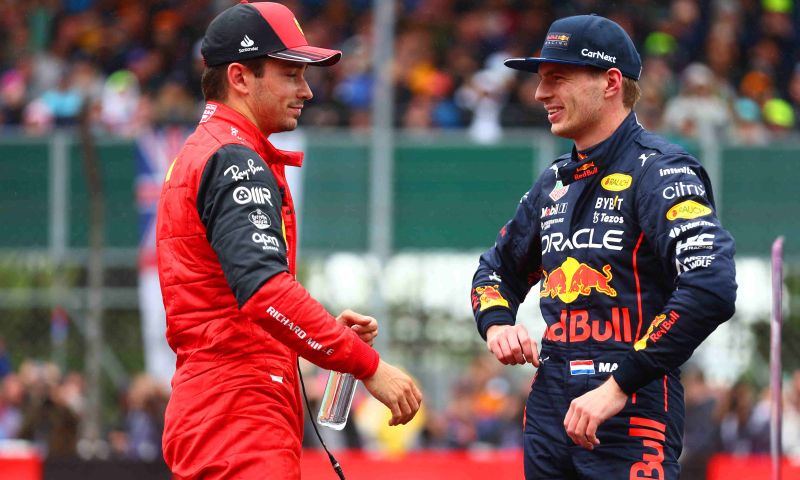 Leclerc : " Une course avec Verstappen cette année encore moins agressive que d'habitude ".