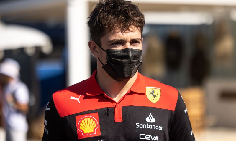 Leclerc sieht starkes Red Bull in den ersten Runden: 'Schwäche für uns'.