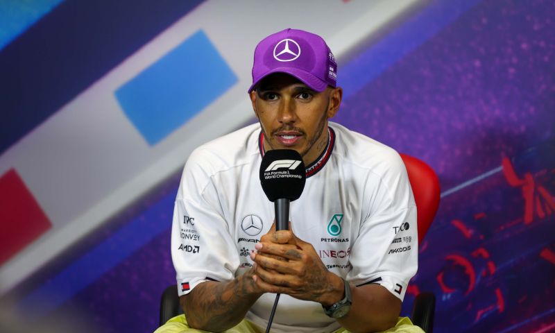 Hamilton n'a pas pu suivre le rythme de Verstappen : "Il était tellement rapide"