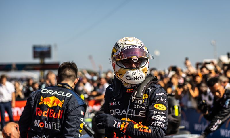 Verstappen prévient : "Nous devons nous en tenir à notre plan maintenant".