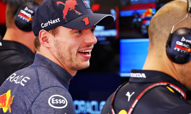 Verstappen préfère se battre avec Ferrari et Leclerc plutôt qu'avec Mercedes