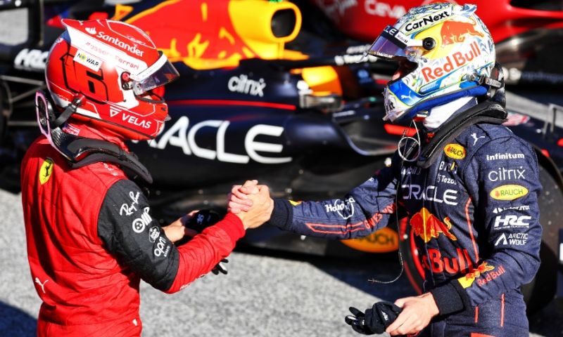 Leclerc s'attend à une bataille féroce avec Verstappen "Alors c'est inévitable".