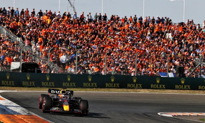 Verstappen enthousiaste à propos des fans néerlandais : " L'atmosphère est fantastique ".