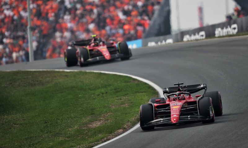 Encore de la malchance pour Ferrari : un camion de transport prend feu sur le chemin de Monza.