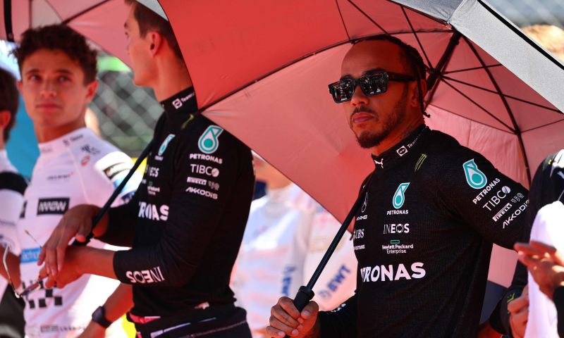 Hamilton à propos de la voiture de sécurité à Monza : " C'est la seule fois où ils n'ont pas suivi les règles ".