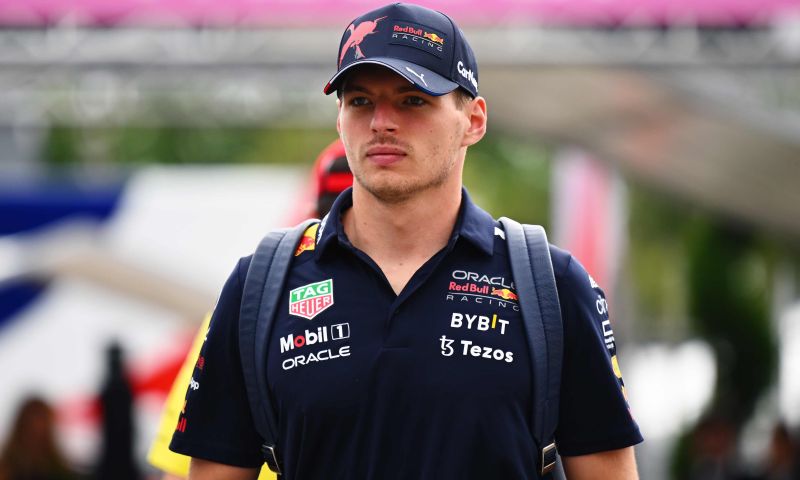 Verstappen-Fans bekommen 2023 neue, hochwertige Red Bull-Kleidung