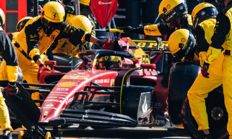 Sainz überrascht von Kritik: "Bei Ferrari scheint alles größer zu sein".