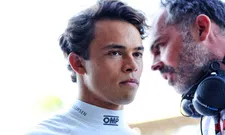 Thumbnail for article: 'It looked like De Vries had already done fifty F1 races'