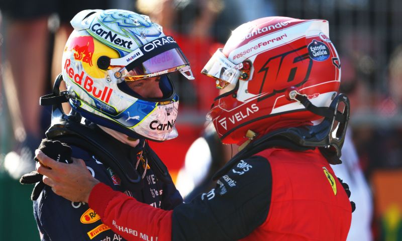 Encore plus de confiance pour Verstappen : Une grande différence avec Leclerc