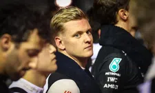 Thumbnail for article: Schumacher montre ses muscles après la pause estivale et se rapproche de Magnussen