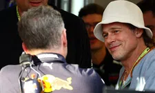 Thumbnail for article: Brad Pitt geniet van Verstappen: 'Heerlijk om je te zien racen'