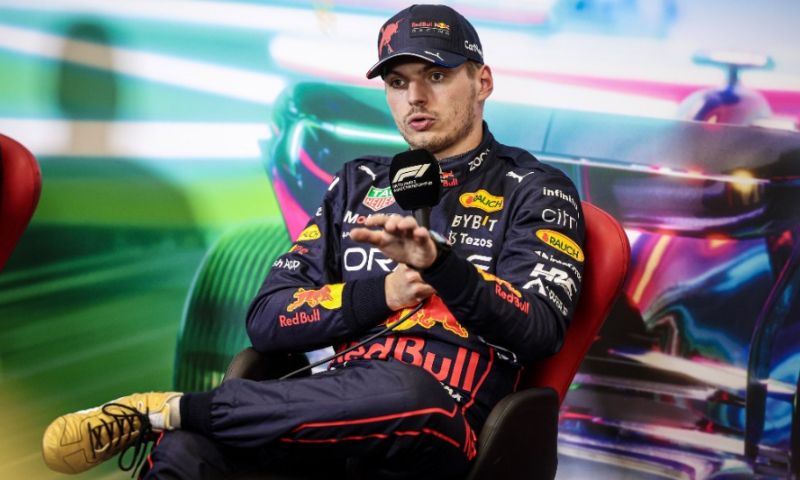 Verstappen ne veut pas être sous-estimé : "Je pense que ce sera serré en course".