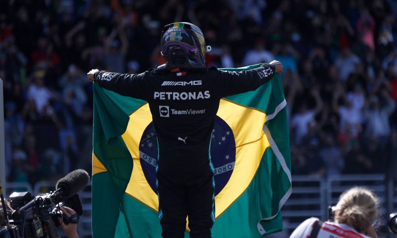 É por isso que os fãs brasileiros amam Hamilton''.