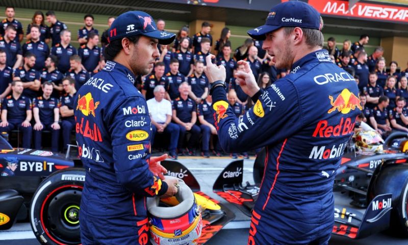 Pérez sobre Verstappen: 'Max y yo tenemos una gran responsabilidad'