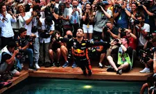 Thumbnail for article: Tim Coronel over Ricciardo: 'Ik denk dat Max er blij mee is'