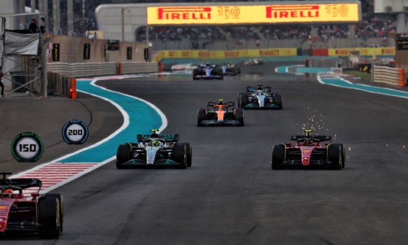 Hamilton déjoue Perez : "C'est une revanche de Lewis".