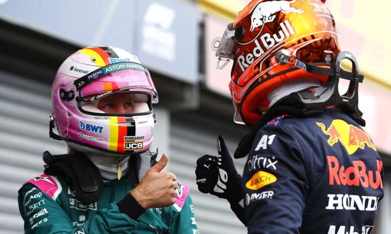 Verstappen woont gala bij met Vettel en Red Bull Racing-top