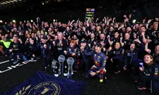 Thumbnail for article: Red Bull Racing se burla en un mensaje navideño