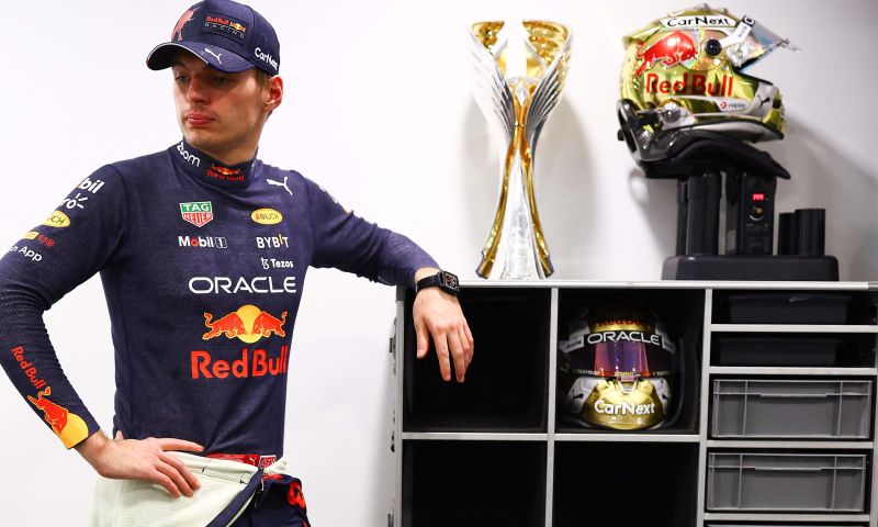 Verstappen a confronto con altri campioni di F1: 