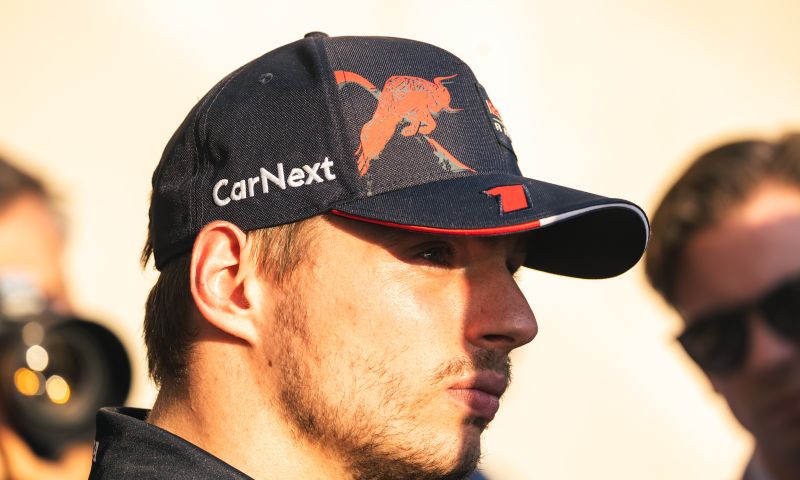 swiatek election defeats max verstappen