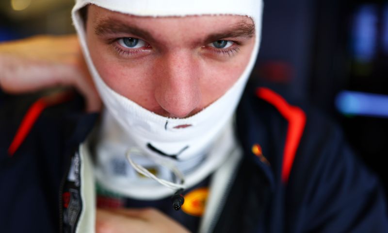 Verstappen cerca il motivo dell'incidente con Hamilton