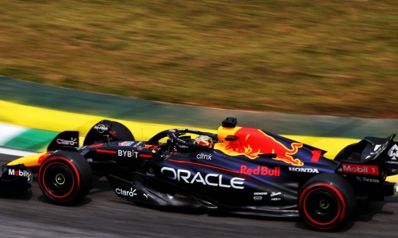 Simulateur du mode de fonctionnement de Verstappen Red Bull