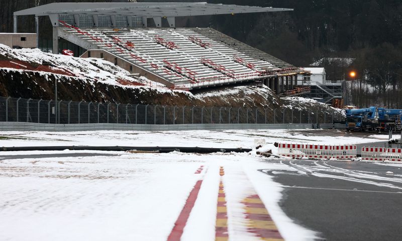 La tribuna de resistencia de Spa toma forma