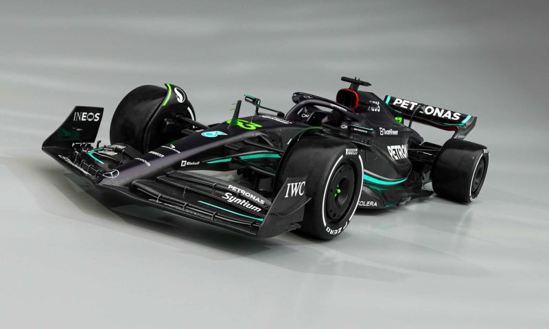 Mercedes onthult W14 Hamilton en Russell