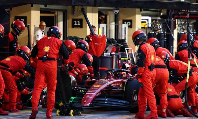 Ferrari Aufstellung Testtag 1