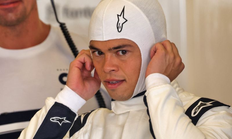 De Vries ready for F1 season