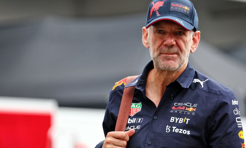 Newey reflecteert op openingsrace