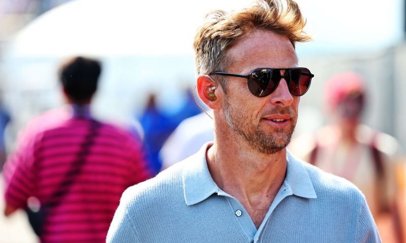 Button makes debut in NASCAR