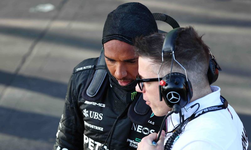 Hamilton very positive about Mercedes reorganisation