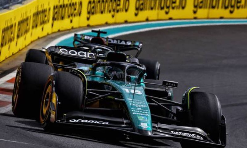 relacionamento entre aston martin, honda e mercedes na F1