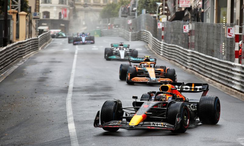 Max Verstappen met Red Bull vorig jaar in de GP van Monaco