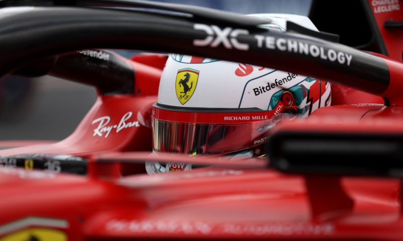 Leclerc over geruchten mogelijke overstap naar Mercedes geen commentaar