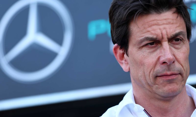 wolff on russell and hamilton collision