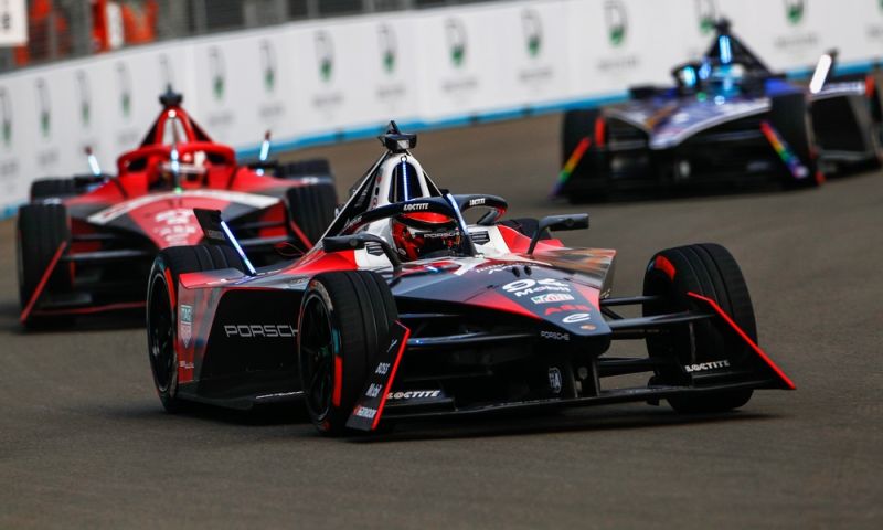 Guenther grabs pole in Jakarta and is a class act in Formula E