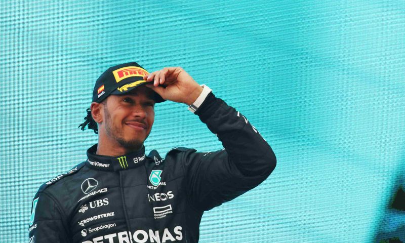 Hamilton says its a great team around me at Mercedes