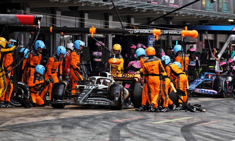 Andrea Stella cauto con respecto a qué motores usará McLaren en 2026 | F1