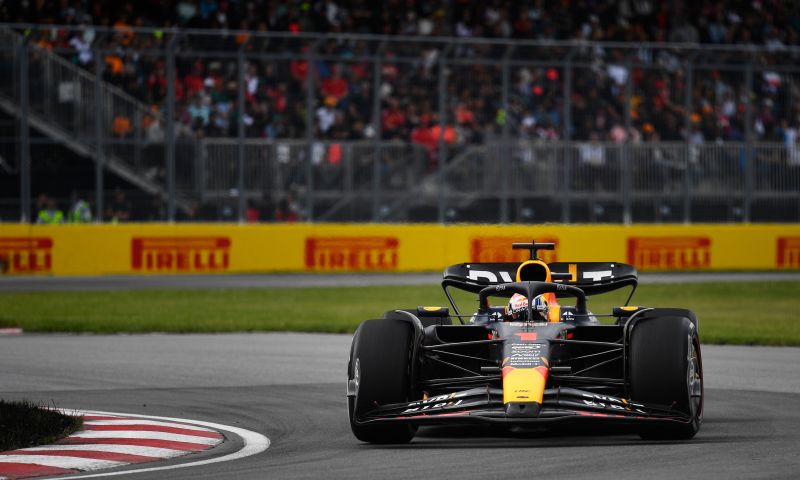 Ingenieros retiran un pájaro del RB19 de Verstappen | GP de Canadá 2023 