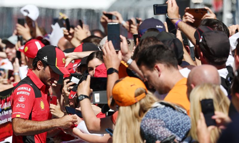 Carlos Sainz Ferrari fiducioso dopo periodo difficile